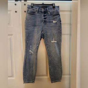 Judy Blue size 14w gently worn only a couple times. Lightwash